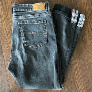 Tommy Hilfiger Women's Dark Gray Skinny Jeans